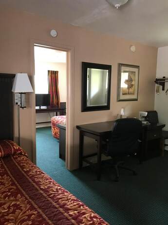 Imagen general del Hotel Town House Motel, Weed. Foto 8