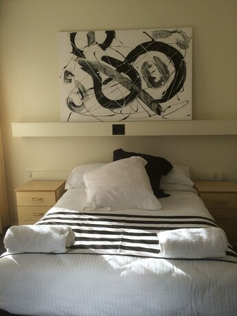 Imagen de la habitación del Hotel Town House Motor Inn, Young. Foto 29
