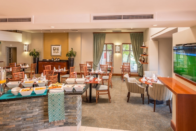 Imagen del bar/restaurante del Hotel Town Lodge Roodepoort. Foto 3