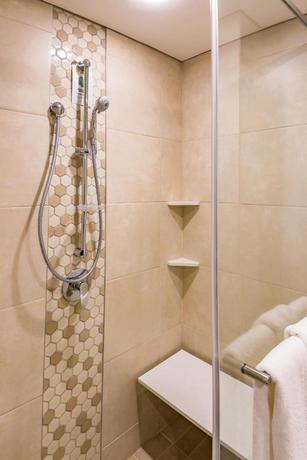 Imagen de la habitación del Hotel Town Lodge Windhoek. Foto 6