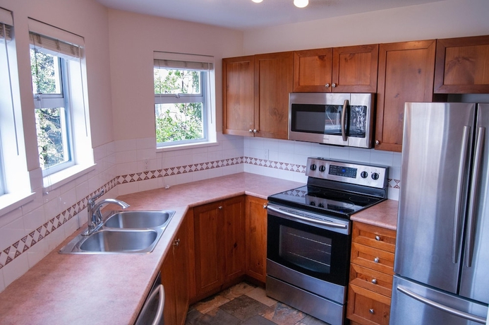 Imagen de la habitación del Hotel Town Plaza By Mountainview. Foto 9