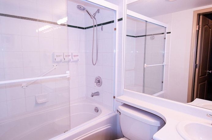 Imagen de la habitación del Hotel Town Plaza By Mountainview. Foto 17