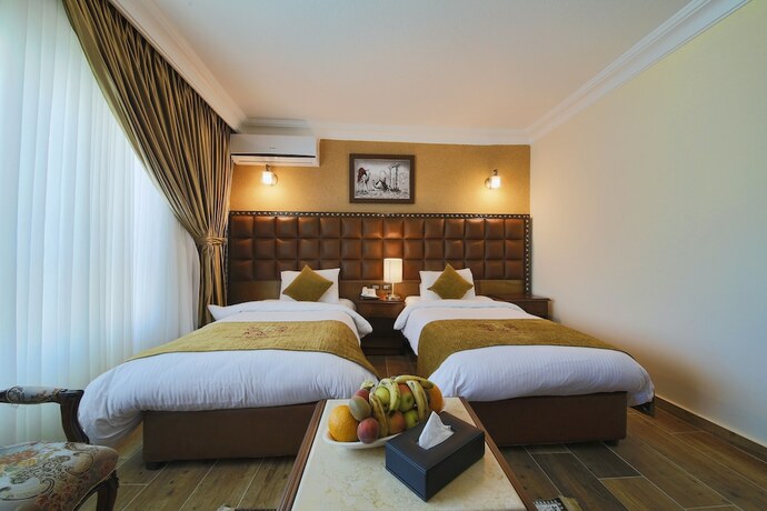 Imagen general del Hotel Town Season. Foto 9