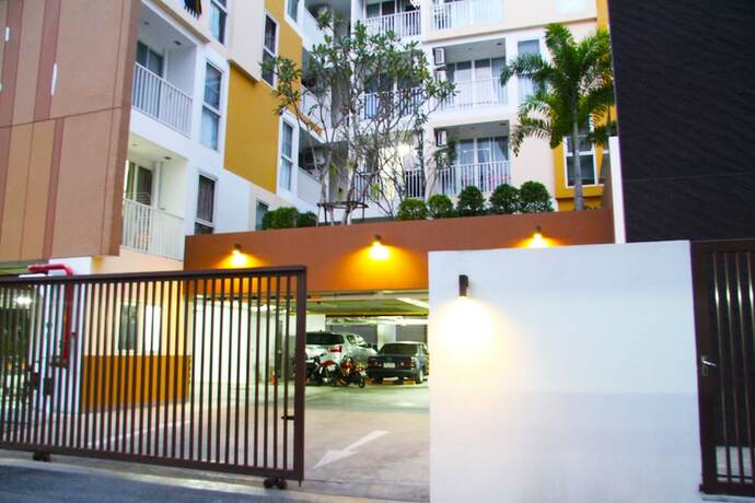 Imagen de los interiores del Hotel Town Sukhumvit 71. Foto 19