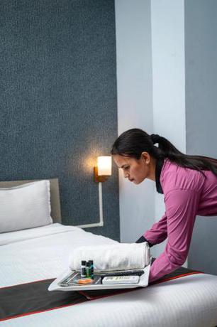 Imagen general del Hotel Town & Country Inn. Foto 8