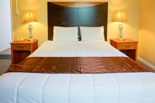 Imagen de la habitación del Hotel Town and Country Inn. Foto 10
