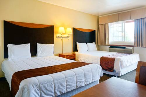 Imagen de la habitación del Hotel Town and Country Inn. Foto 11