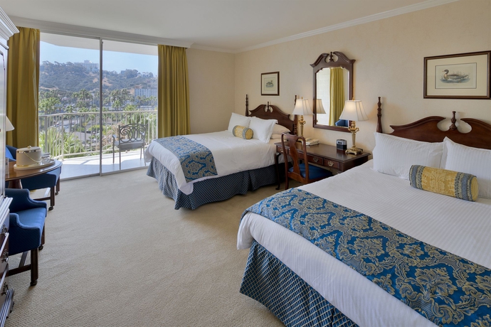 Imagen de la habitación del Hotel Town and Country San Diego. Foto 5