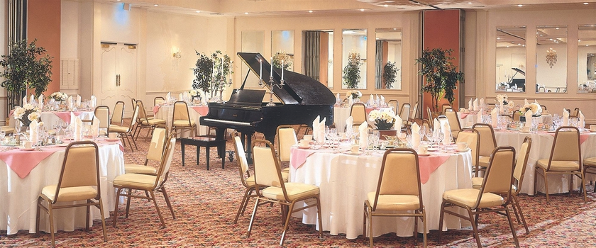 Imagen de los interiores del Hotel Town and Country San Diego. Foto 10