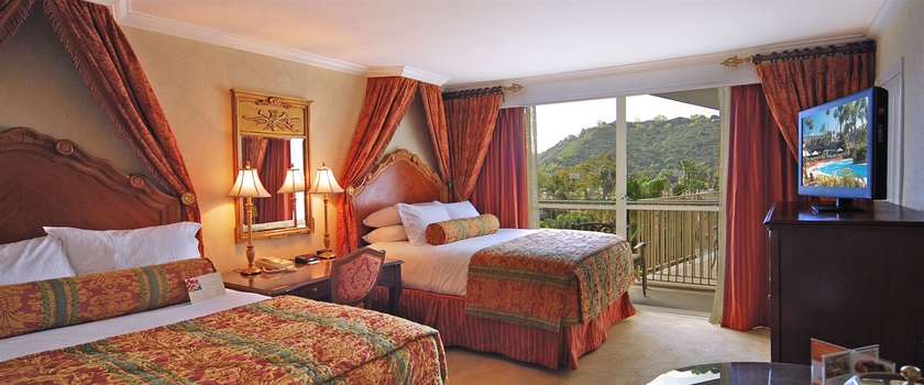 Imagen de la habitación del Hotel Town and Country San Diego. Foto 8