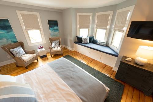 Imagen de la habitación del Hotel Town and Tide Inn. Foto 1