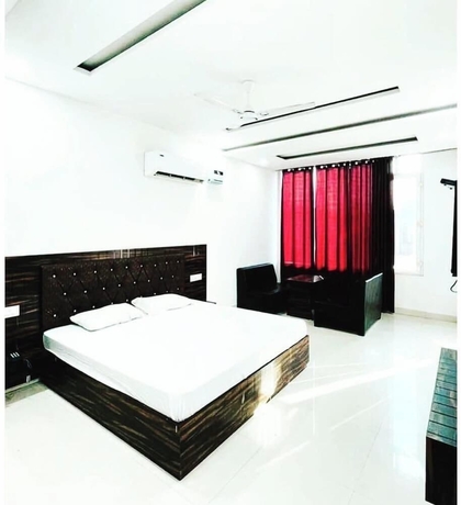 Imagen de la habitación del Hotel Town house cafe and hotel. Foto 4
