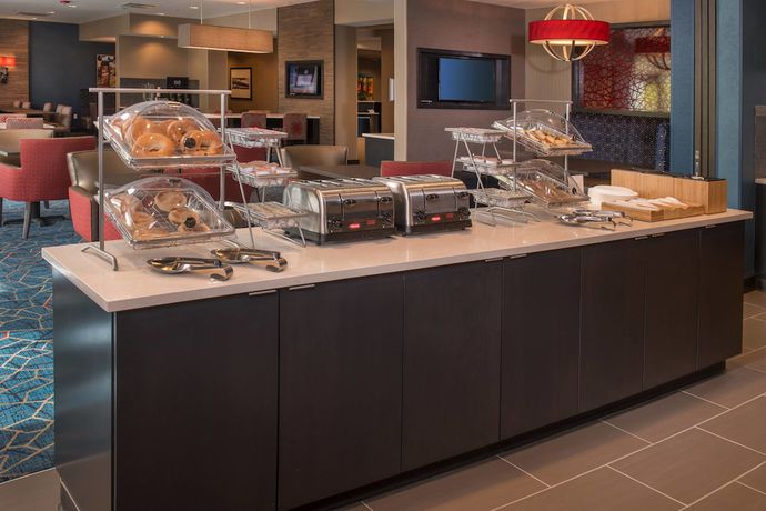 Imagen del bar/restaurante del Hotel TownePlace Suites Altoona. Foto 6