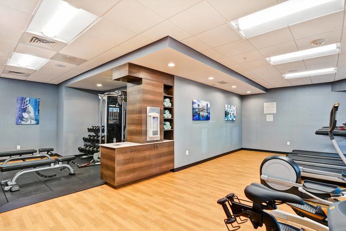 Imagen de los interiores del Hotel TownePlace Suites Bridgewater Branchburg. Foto 19