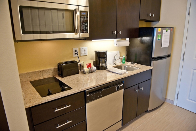 Imagen de la habitación del Hotel TownePlace Suites Charlotte Mooresville. Foto 7