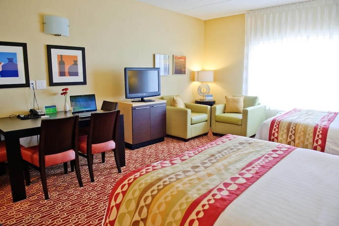 Imagen de la habitación del Hotel TownePlace Suites Charlotte Mooresville. Foto 10