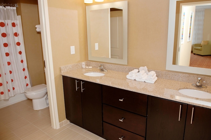 Imagen de la habitación del Hotel TownePlace Suites Charlotte Mooresville. Foto 18