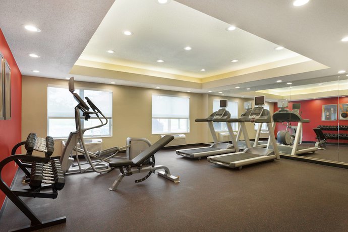 Imagen de los interiores del Hotel TownePlace Suites Chicago Naperville. Foto 17