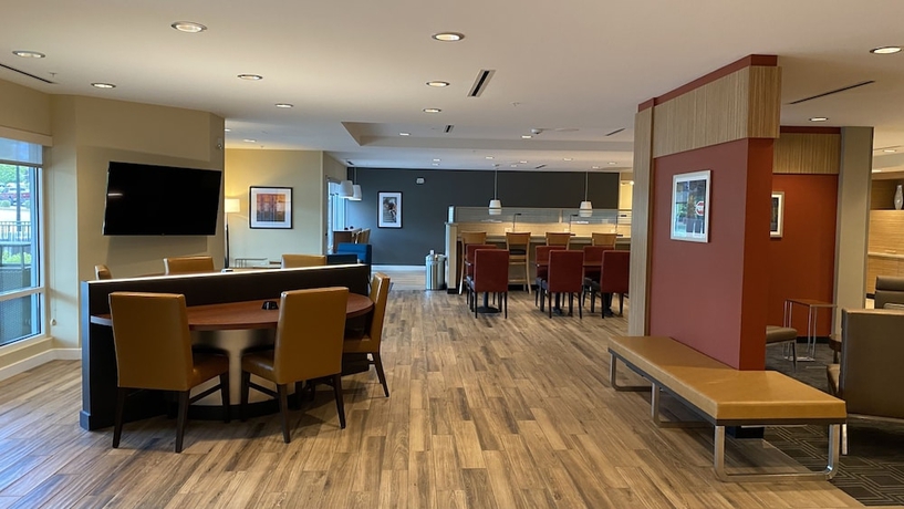 Imagen de los interiores del Hotel TownePlace Suites Columbia West/Lexington. Foto 16