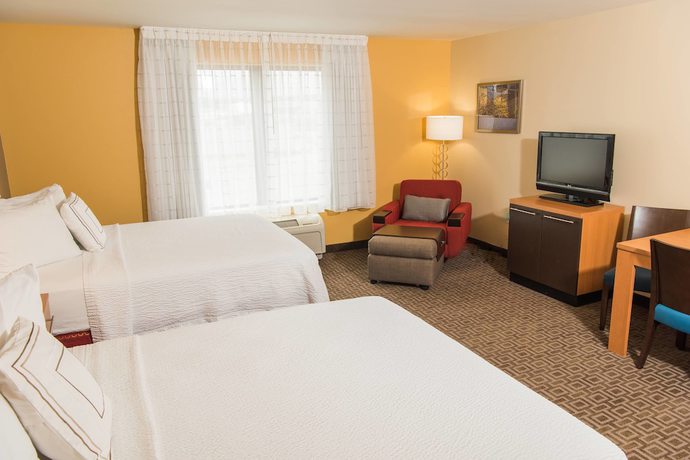 Imagen de la habitación del Hotel TownePlace Suites Erie. Foto 3