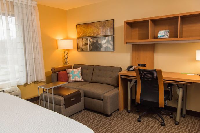 Imagen de la habitación del Hotel TownePlace Suites Erie. Foto 8
