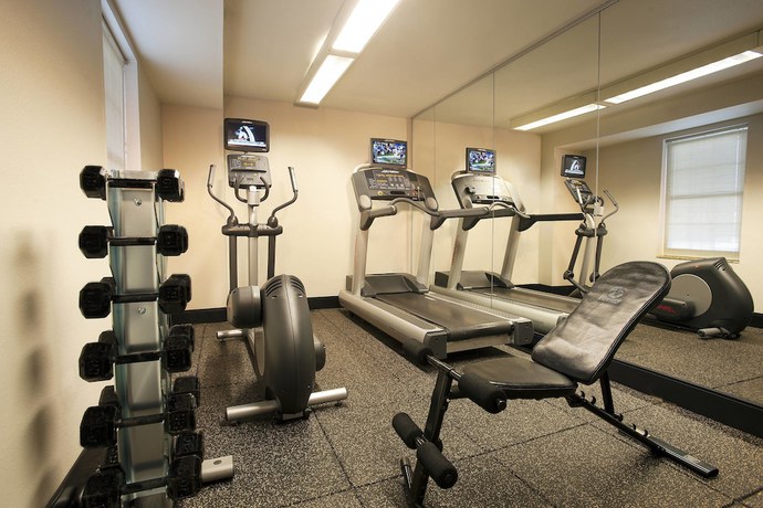 Imagen de los interiores del Hotel TownePlace Suites Marriott Dulles Airport. Foto 12