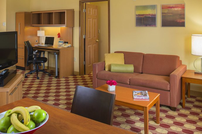 Imagen de la habitación del Hotel TownePlace Suites New Orleans Metairie. Foto 5