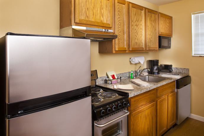 Imagen de la habitación del Hotel TownePlace Suites New Orleans Metairie. Foto 12