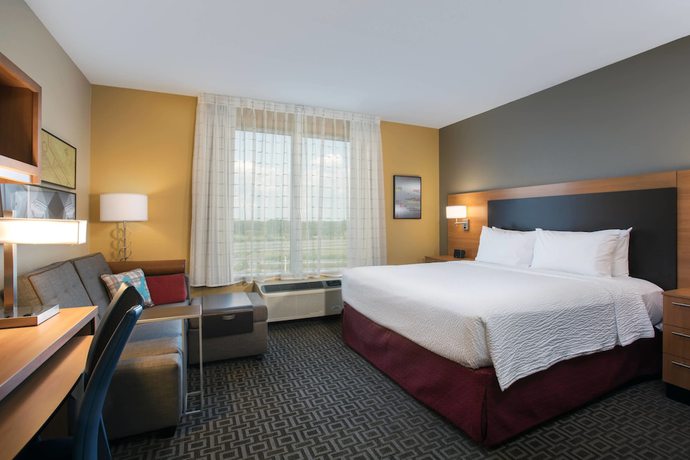 Imagen de la habitación del Hotel TownePlace Suites Orlando at FLAMINGO CROSSINGS® Town Center/Western Entrance. Foto 3