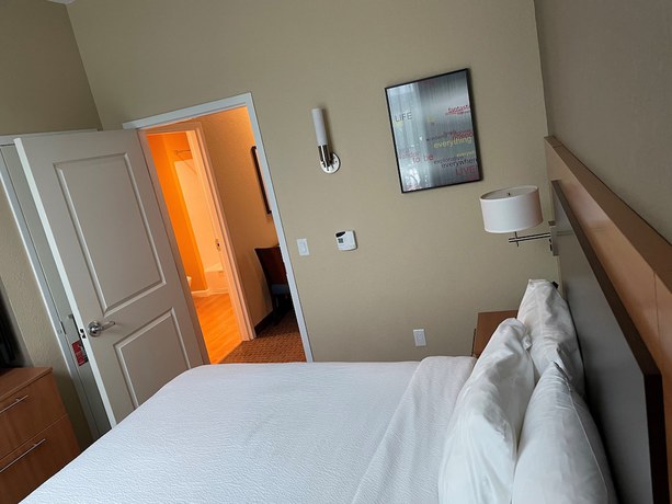 Imagen de la habitación del Hotel TownePlace Suites Orlando at FLAMINGO CROSSINGS® Town Center/Western Entrance. Foto 8