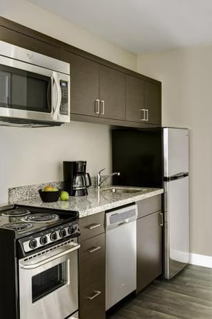 Imagen de los interiores del Hotel TownePlace Suites Orlando at SeaWorld. Foto 8