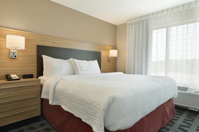 Imagen de la habitación del Hotel TownePlace Suites Pittsburgh Airport/Robinson Township. Foto 16