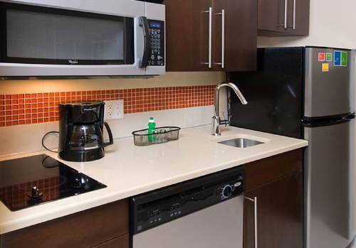 Imagen de la habitación del Hotel TownePlace Suites San Antonio Downtown Riverwalk. Foto 6