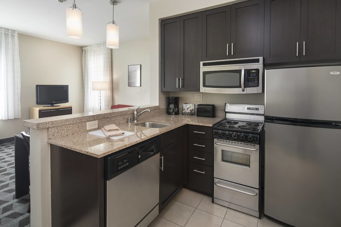 Imagen de la habitación del Hotel TownePlace Suites San Diego Carlsbad/Vista. Foto 11