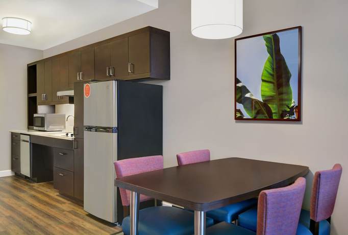 Imagen de la habitación del Hotel TownePlace Suites Sarasota Bradenton West. Foto 3