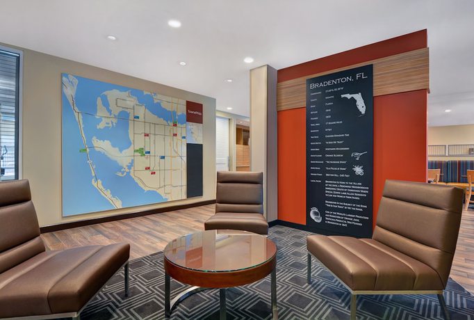 Imagen de los interiores del Hotel TownePlace Suites Sarasota Bradenton West. Foto 19