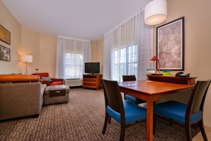 Imagen de la habitación del Hotel TownePlace Suites Thousand Oaks Ventura County. Foto 13