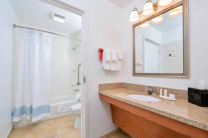 Imagen de la habitación del Hotel TownePlace Suites Thousand Oaks Ventura County. Foto 15