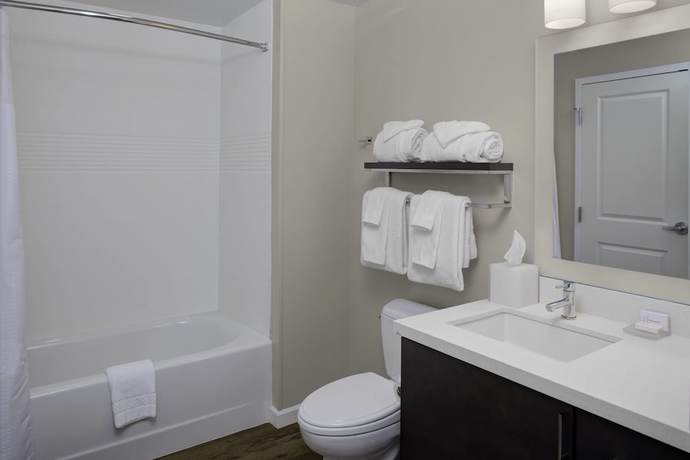 Imagen de la habitación del Hotel TownePlace Suites by Marriott Albany. Foto 10
