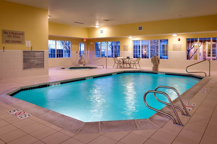 Imagen de la piscina del Hotel TownePlace Suites by Marriott Boise West/Meridian. Foto 17