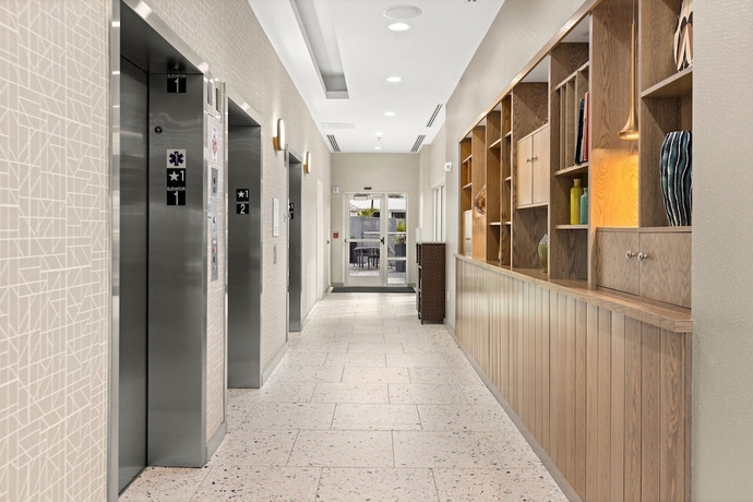 Imagen de los interiores del Hotel TownePlace Suites by Marriott Cape Canaveral. Foto 16