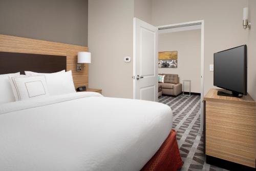 Imagen de la habitación del Hotel TownePlace Suites by Marriott College Park. Foto 8