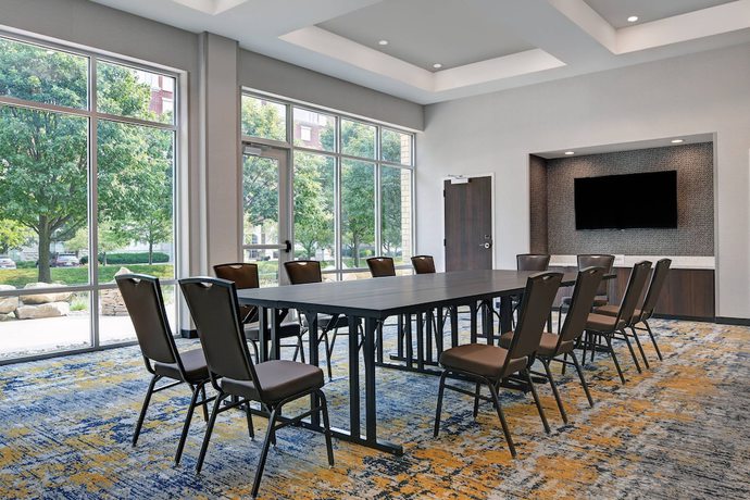 Imagen de los interiores del Hotel TownePlace Suites by Marriott Columbus Dublin. Foto 19