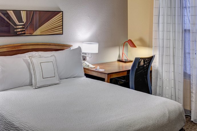Imagen de la habitación del Hotel TownePlace Suites by Marriott Dallas Las Colinas. Foto 15