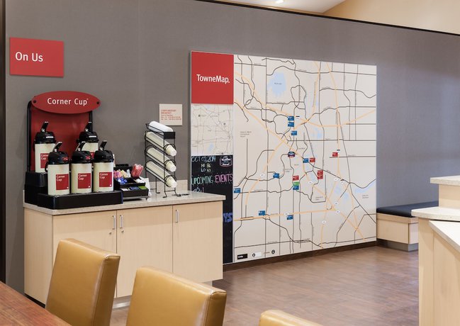 Imagen del bar/restaurante del Hotel TownePlace Suites by Marriott Dallas Las Colinas. Foto 6