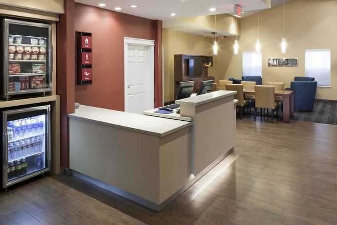 Imagen de los interiores del Hotel TownePlace Suites by Marriott Dallas Las Colinas. Foto 19