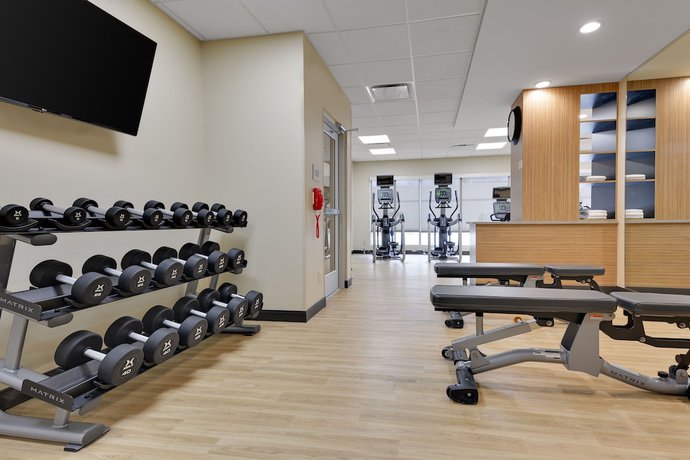Imagen de los interiores del Hotel TownePlace Suites by Marriott Detroit Allen Park. Foto 16