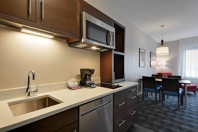 Imagen de la habitación del Hotel TownePlace Suites by Marriott Detroit Allen Park. Foto 14