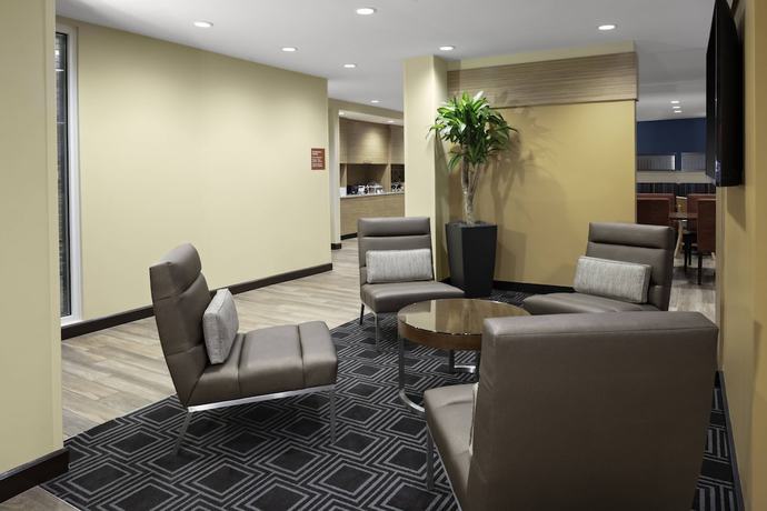 Imagen de los interiores del Hotel TownePlace Suites by Marriott Gainesville. Foto 15
