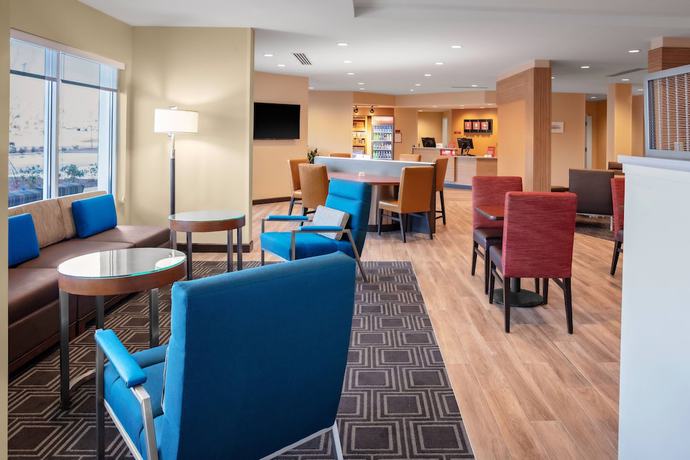 Imagen de los interiores del Hotel TownePlace Suites by Marriott Gainesville. Foto 19